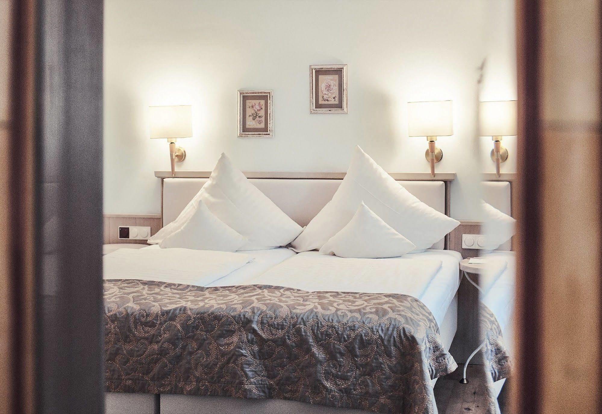 Biohotel Schlossgut 오베람바크 외부 사진